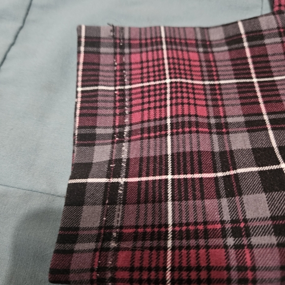 Torrid women's pink black and grey plaid pants - Picture 9 of 11